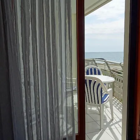 Апартаменты Cap D'agde, Vue Mer, 3 Pieces, 4/6 Personnes